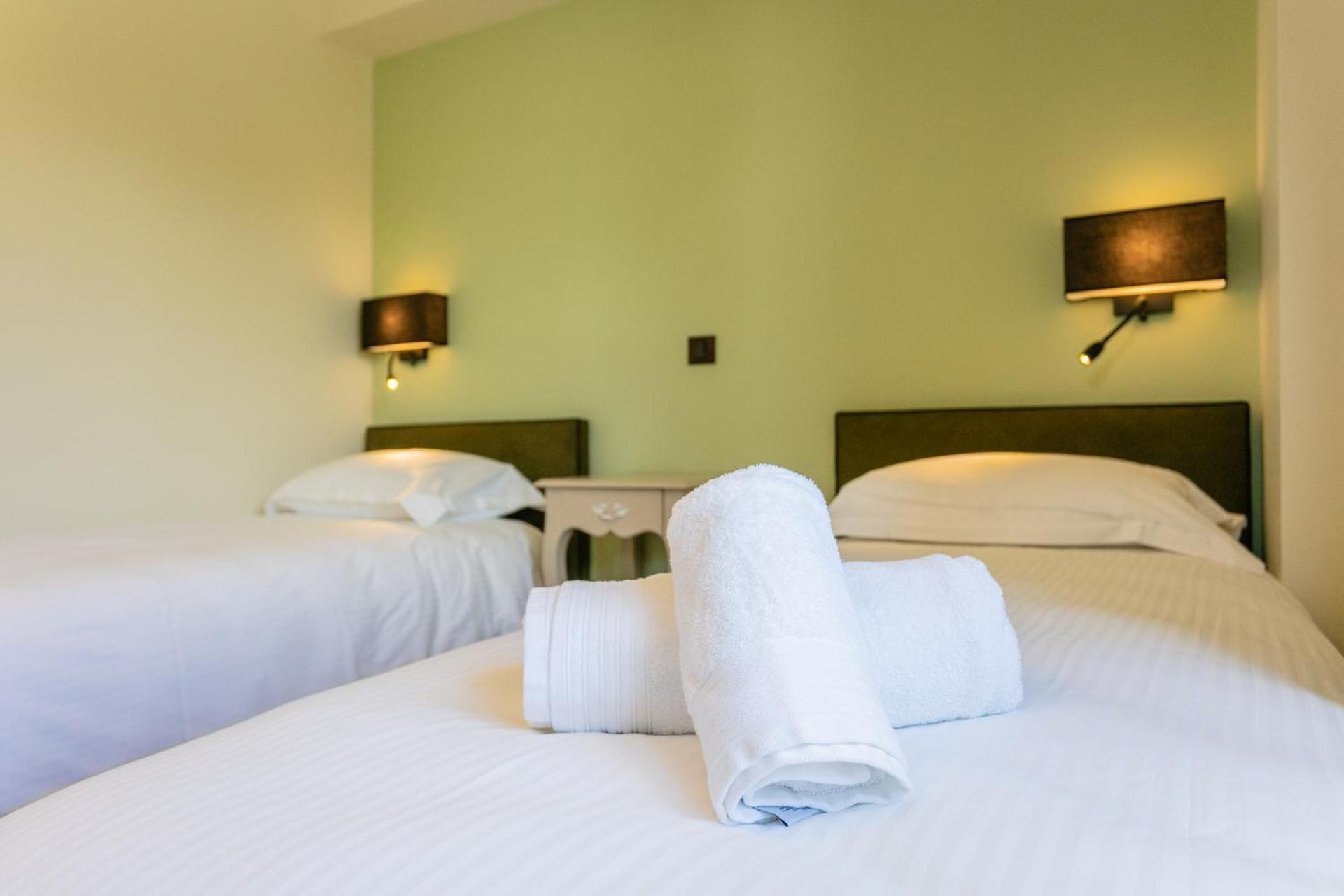 Guardian House Of Chateau Monteil With Heated Pool And Jacuzzi Villa Calviac-en-Perigord Esterno foto