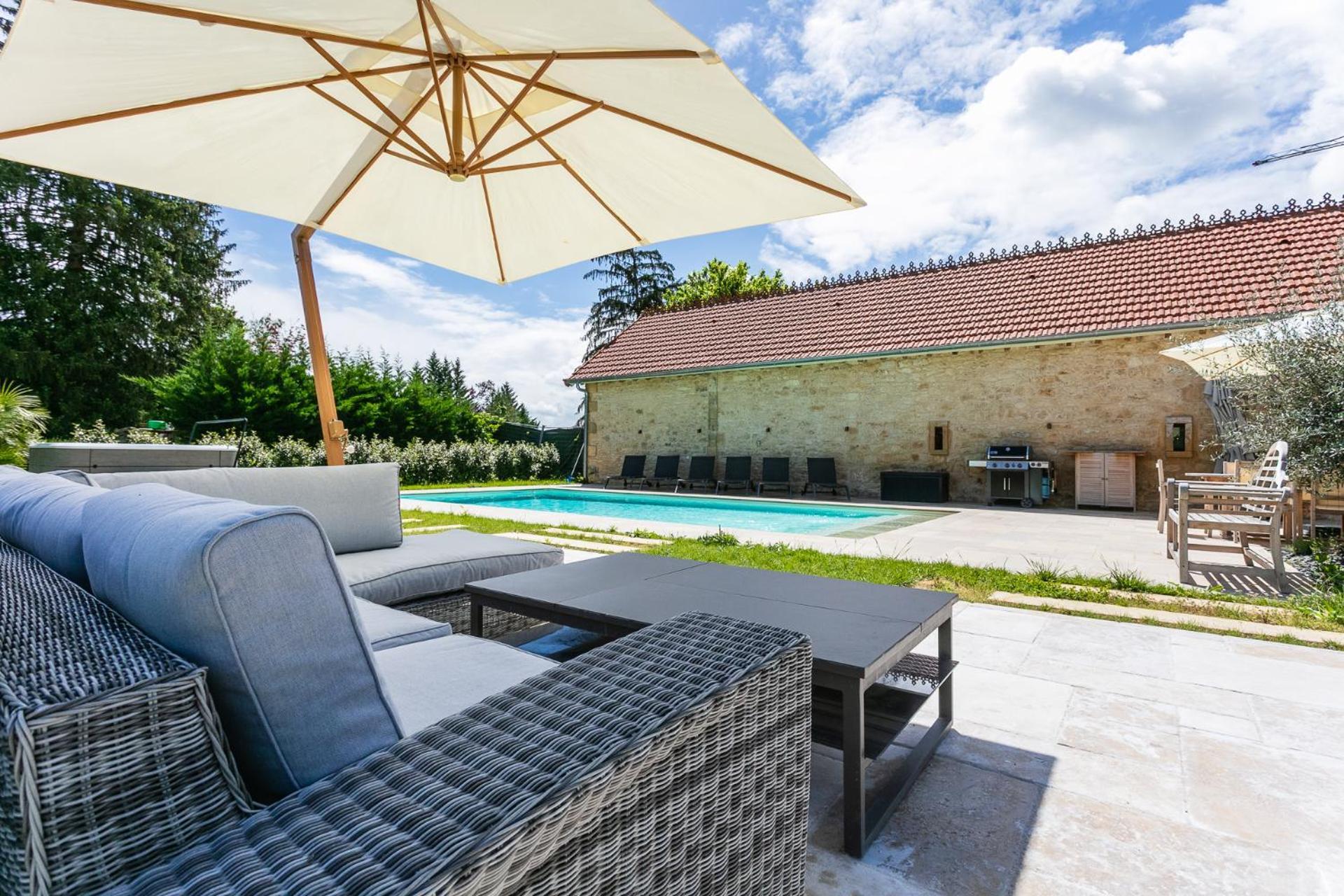 Guardian House Of Chateau Monteil With Heated Pool And Jacuzzi Villa Calviac-en-Perigord Esterno foto