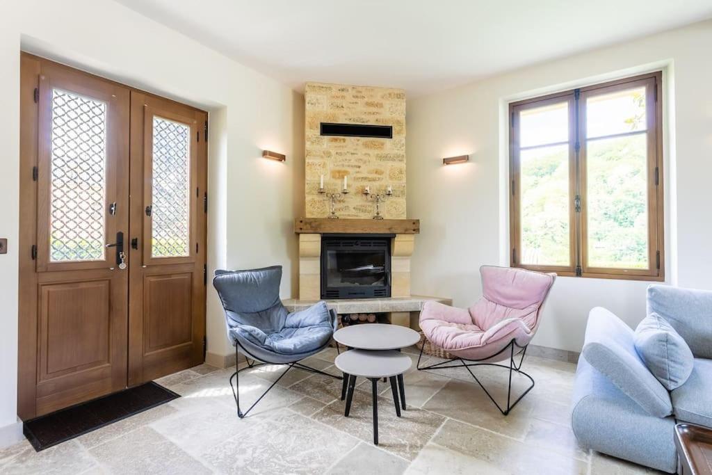 Guardian House Of Chateau Monteil With Heated Pool And Jacuzzi Villa Calviac-en-Perigord Esterno foto